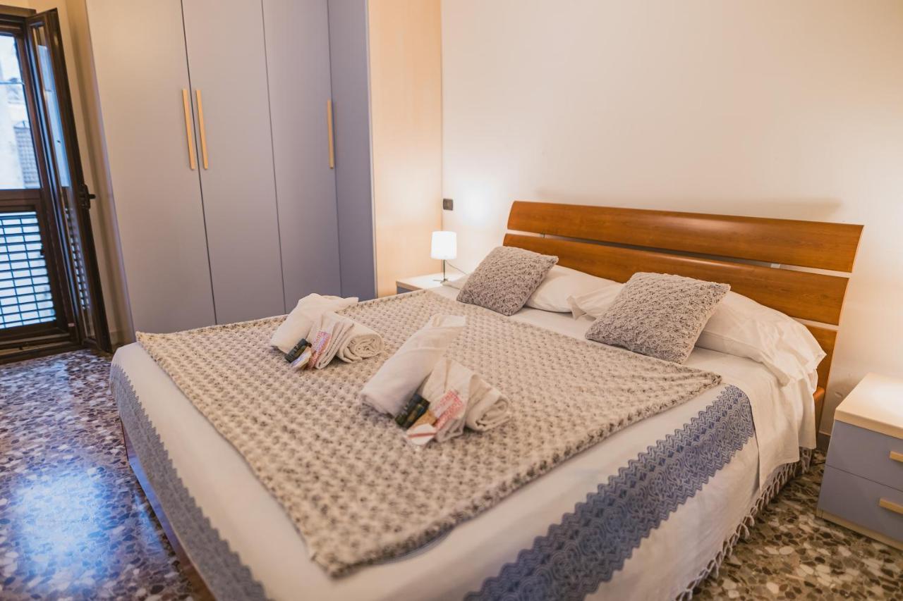 莫诺波利Casa Vacanze Il Mare Tra I Tetti - Relaxing Terrace & Sea View别墅 外观 照片