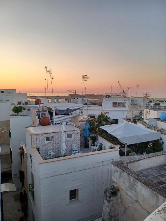 莫诺波利Casa Vacanze Il Mare Tra I Tetti - Relaxing Terrace & Sea View别墅 外观 照片